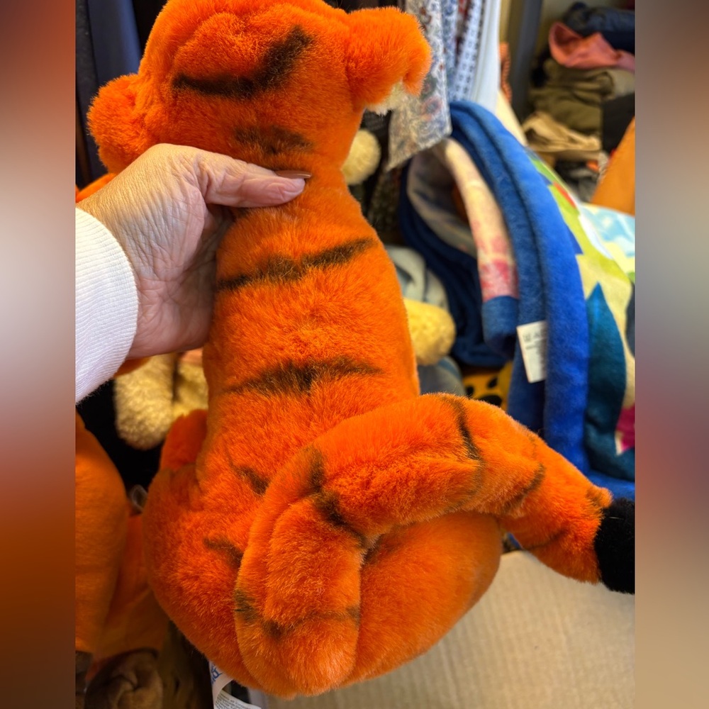 Disney Plush Tigger from Winnie the Pooh. - Picture 3 of 4